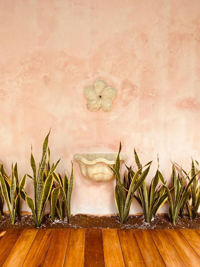 Casa Nicté, hospédate en una casa del siglo XVIII Campeche Exterior foto